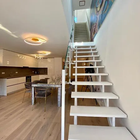 Apartman Ab Ljubljana - The Princess Castle Triplex 2 Ljubljana